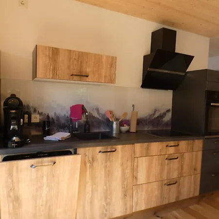 Stylische In Bestlage In Neugebautem Holzhaus Mit