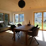 Stylische In Bestlage In Neugebautem Holzhaus Mit * Oberstaufen